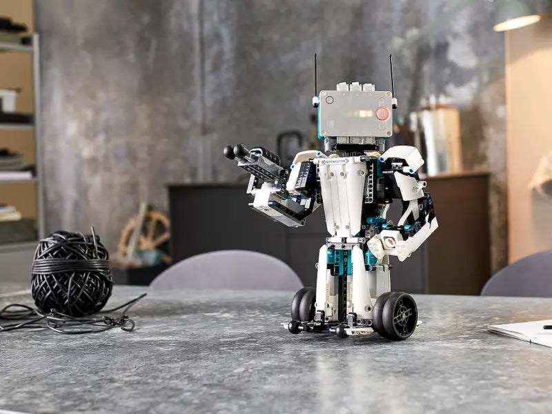 LEGO Mindstorms 51515 Robot Inventor 5 in 1 Remote Control Building Set, 949 Pcs