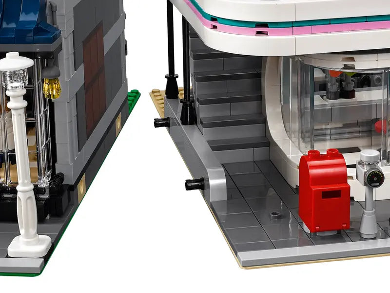 LEGO Creator Expert 10260 Downtown Diner Building Kit for Adults 2480 Pcs