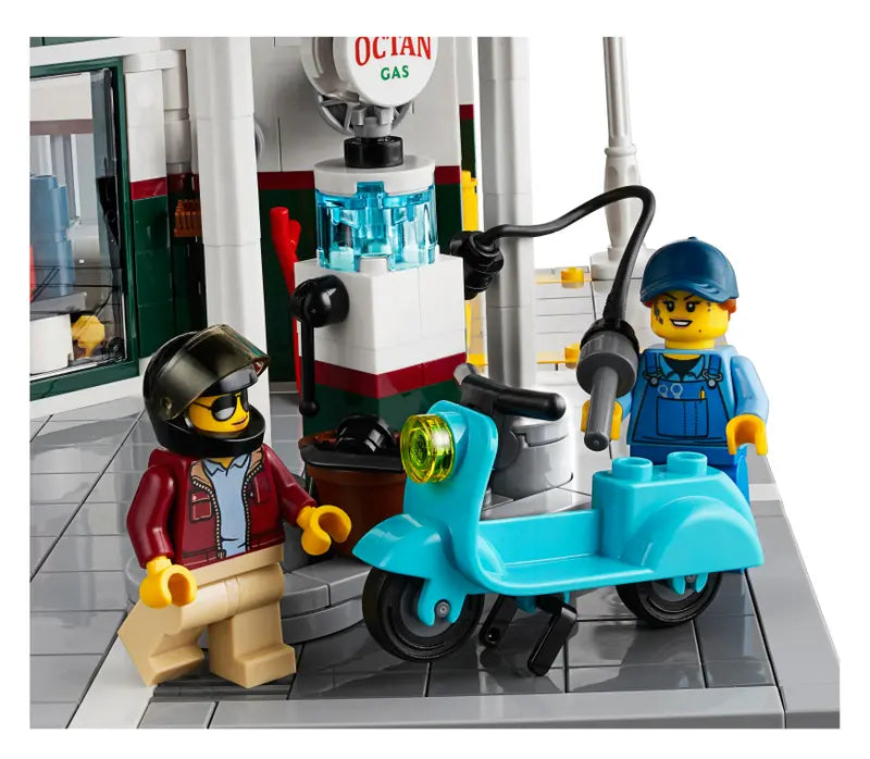 LEGO Creator Expert Corner Garage 10264 Modular Buildings Kit (2569 Pieces)