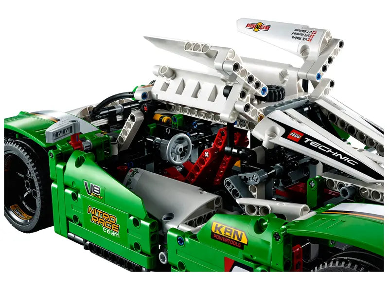 LEGO Technic 42039 Lightning Fast 24 Hours Race Car V8 Building Kit New 1219 Pcs